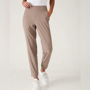 Athleta Brooklyn Heights High Rise Joggers Women’s Size 14P Tan Pull On Pockets